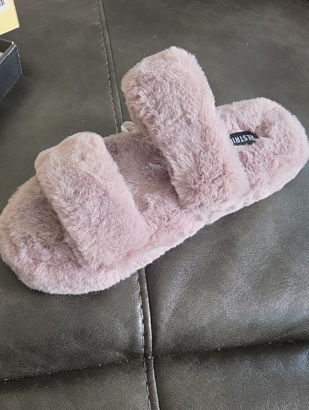 NWT Cozy Slipper in Grey